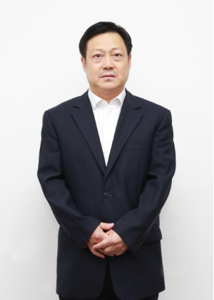 何虎生.png